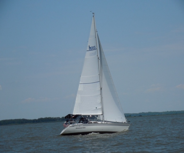 Used Hunter Sailboats For Sale in Maryland by owner | 1990 36 foot Hunter Legend 
